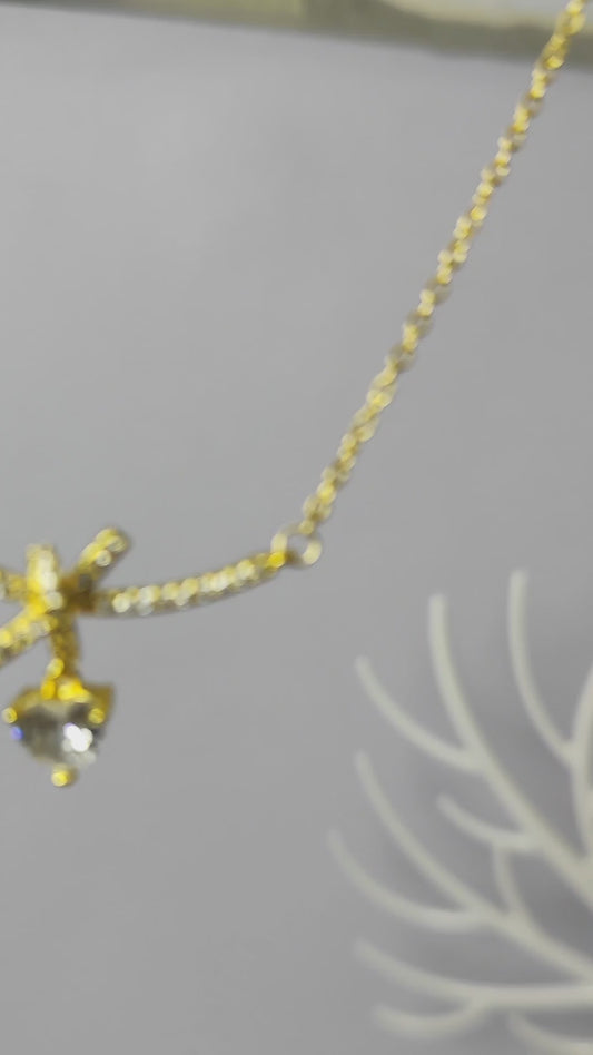 Minimal heart with knot pendant | Anti-tarnish