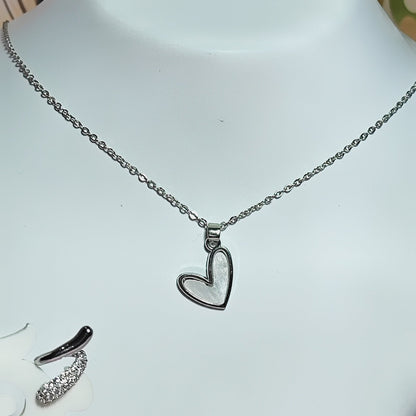Silver stunning combo of long pearl earrings & asthetic heart pendant Ekam